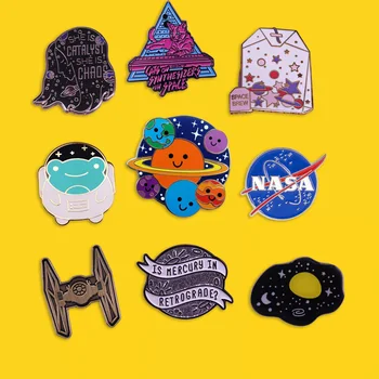 Милая брошь в космической тематике, булавка на лацкане Вселенной Галактики, металлический значок астронавта, модная женская брошь, одежда, аксессуары для сумок